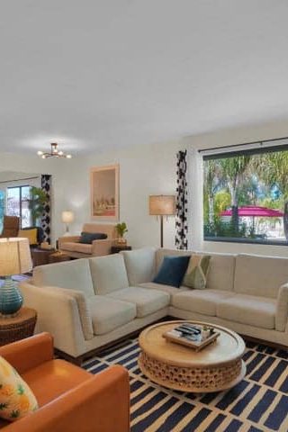 4114 E DESERT COVE AVE