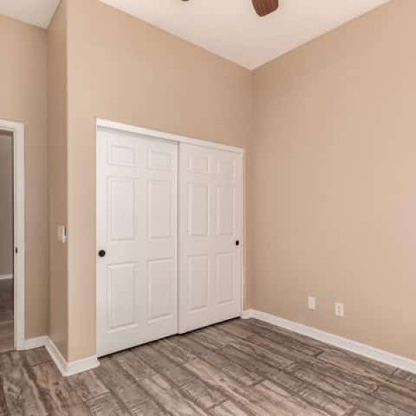 16837 W NORTHAMPTON RD